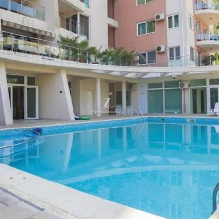 Ale Summer Apartman *